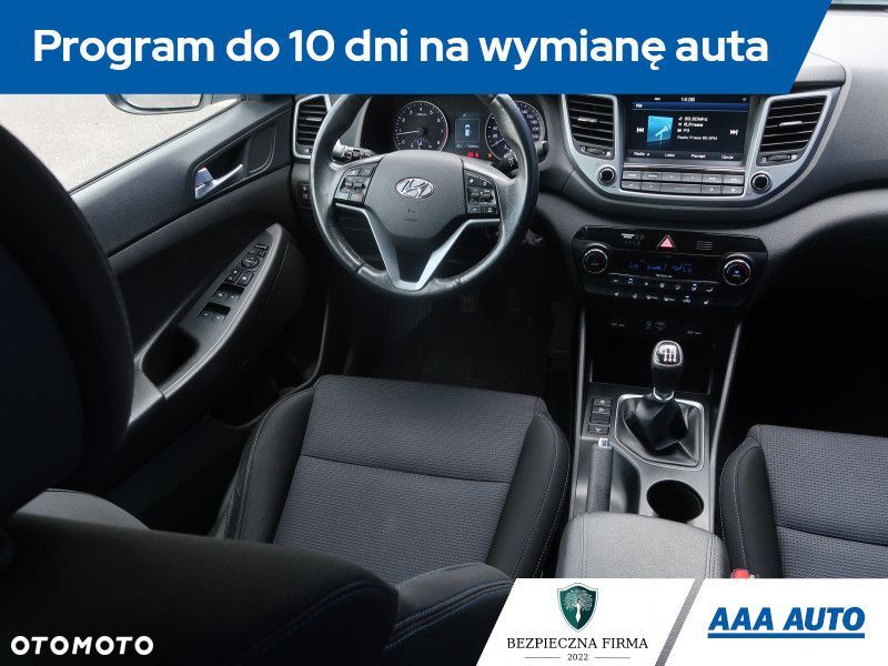 Hyundai Tucson - 8