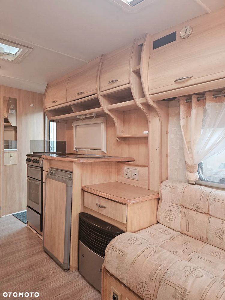 Hobby STERLING. WŁĄCZ FILMIK !!! 4 os. 2 SYPIALNIE. ŁÓŻKO PIĘTROWE. DUŻA ŁAZIENKA. NOWY SOLAR - 19