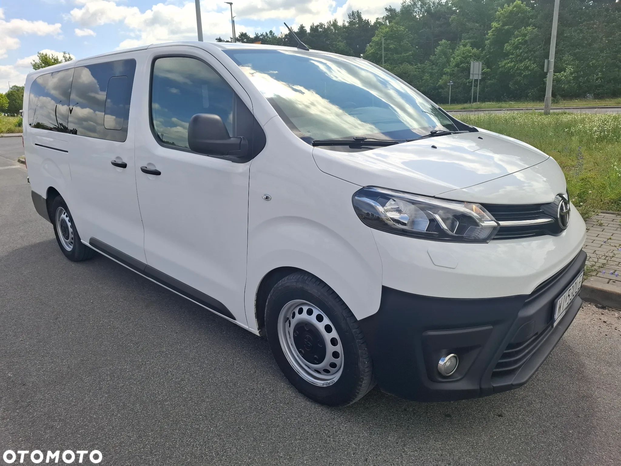 Toyota Proace Verso 2.0 D4-D Long VIP - 1