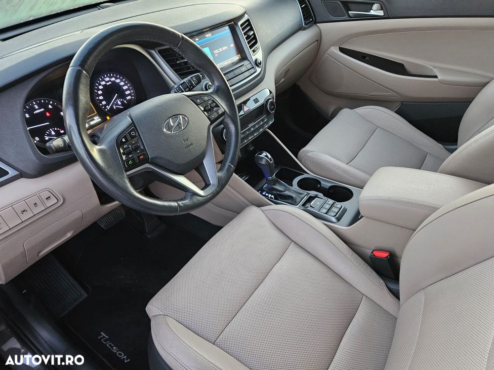 Hyundai Tucson 2.0 CRDI 4WD Automatik Premium - 5