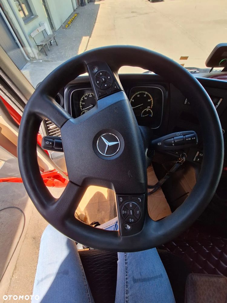 Mercedes-Benz ACTROS - 6