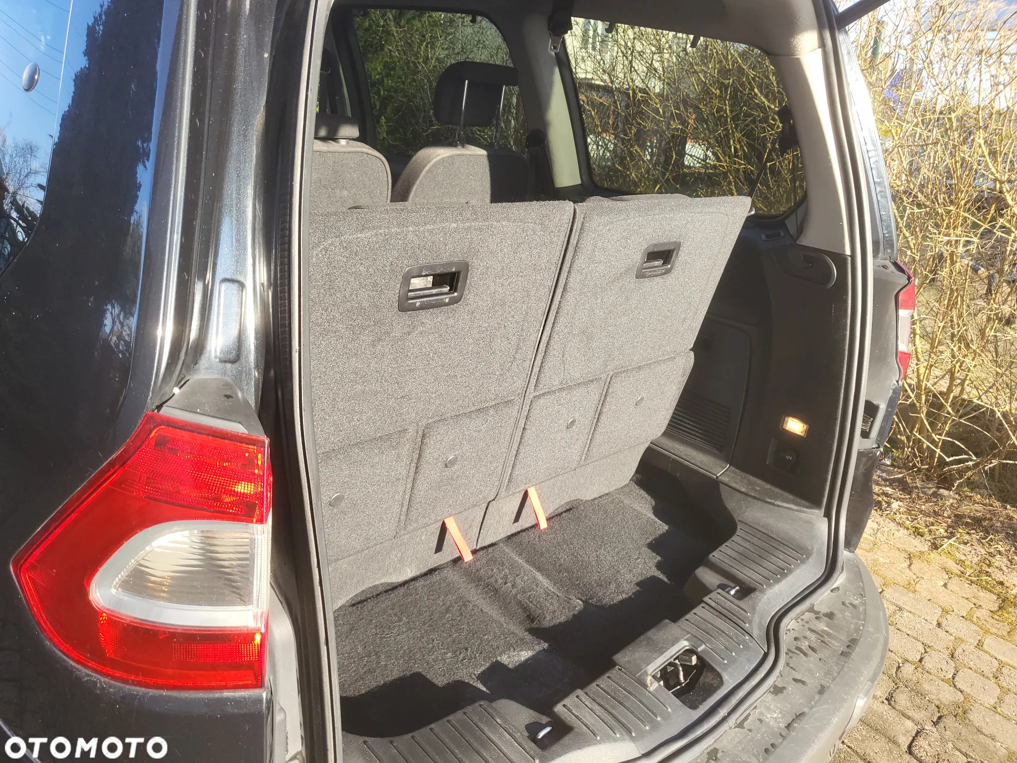 Ford Galaxy 2.0 TDCi Platinium X (Titanium) - 26