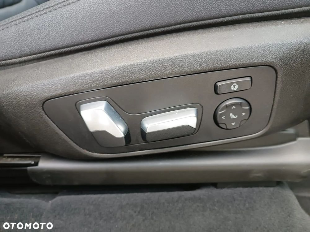 BMW X3 xDrive30i xLine sport - 36