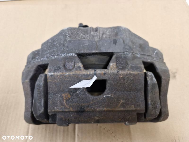 jaguar xf i x250 3.0 d zacisk hamulcowy lewy przód jarzmo - 1