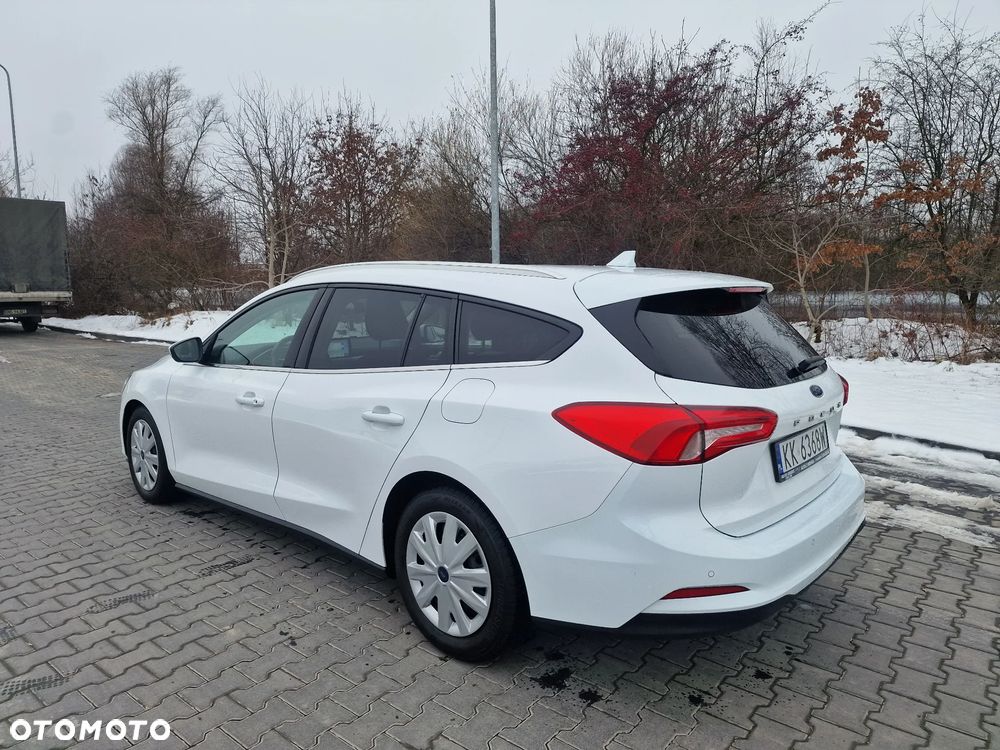 Ford Focus SW 1.5 TDCi DPF S&S - 6