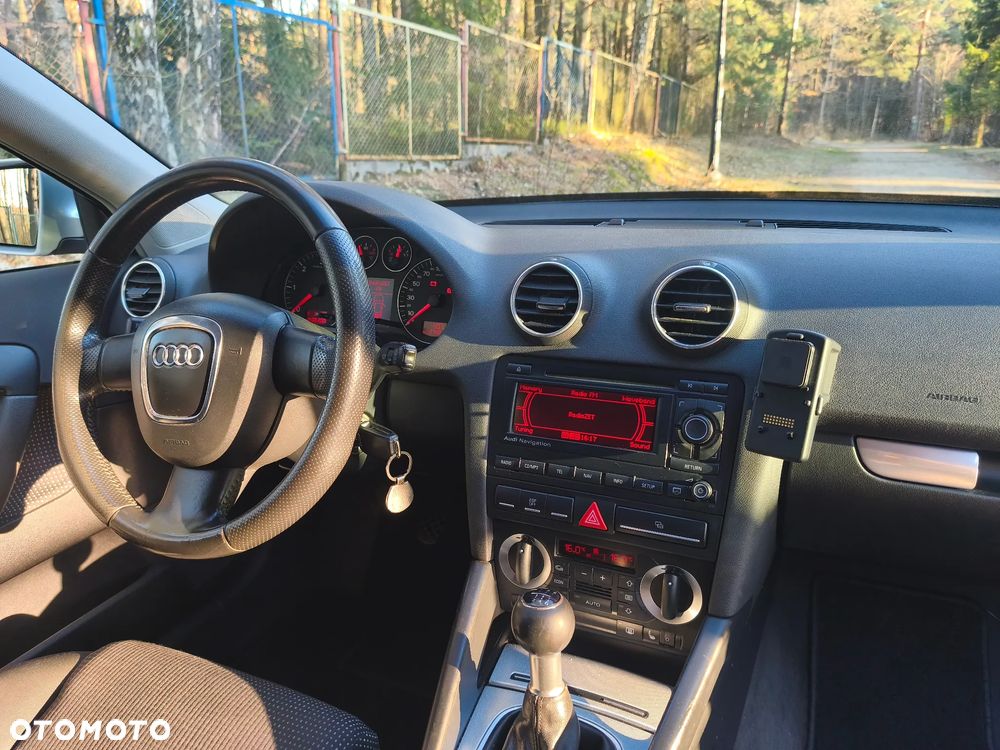 Audi A3 Sportback 2.0 TDI DPF Ambiente - 8