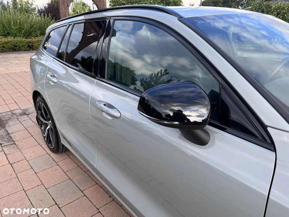 Volvo V60 B4 B Plus Dark - 8