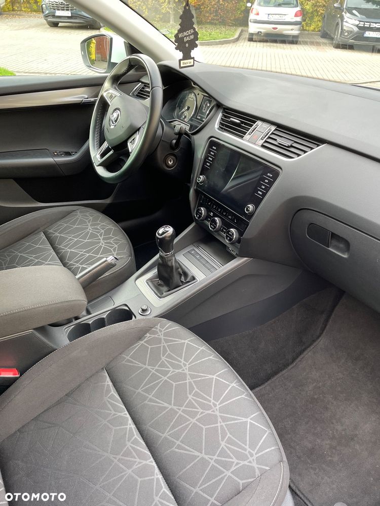 Skoda Octavia Combi 1.6 TDI Clever - 19