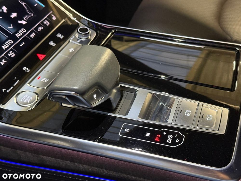 Audi Q8 - 34