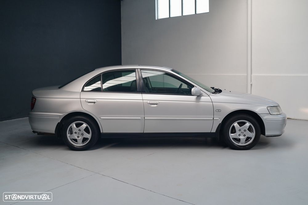 Honda Accord 2.0 ES - 11