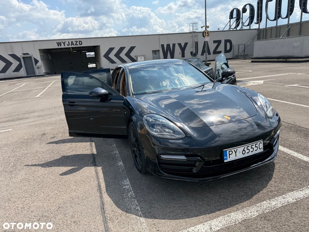 Porsche Panamera 4 - 27