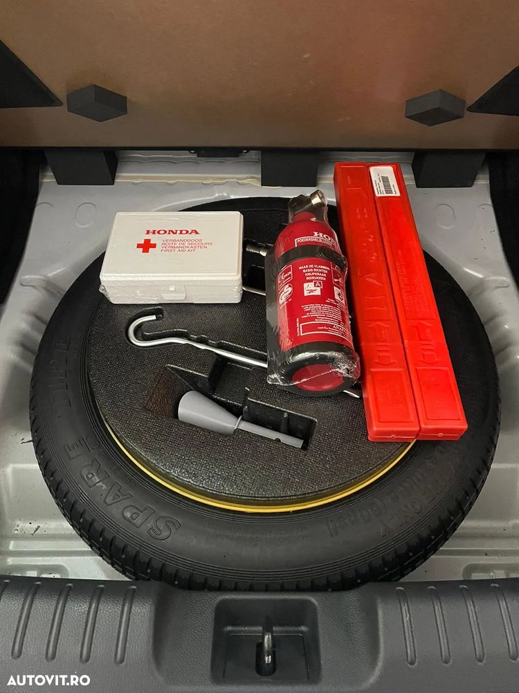Honda Civic 1.5 VTEC Turbo CVT Sport Plus - 27