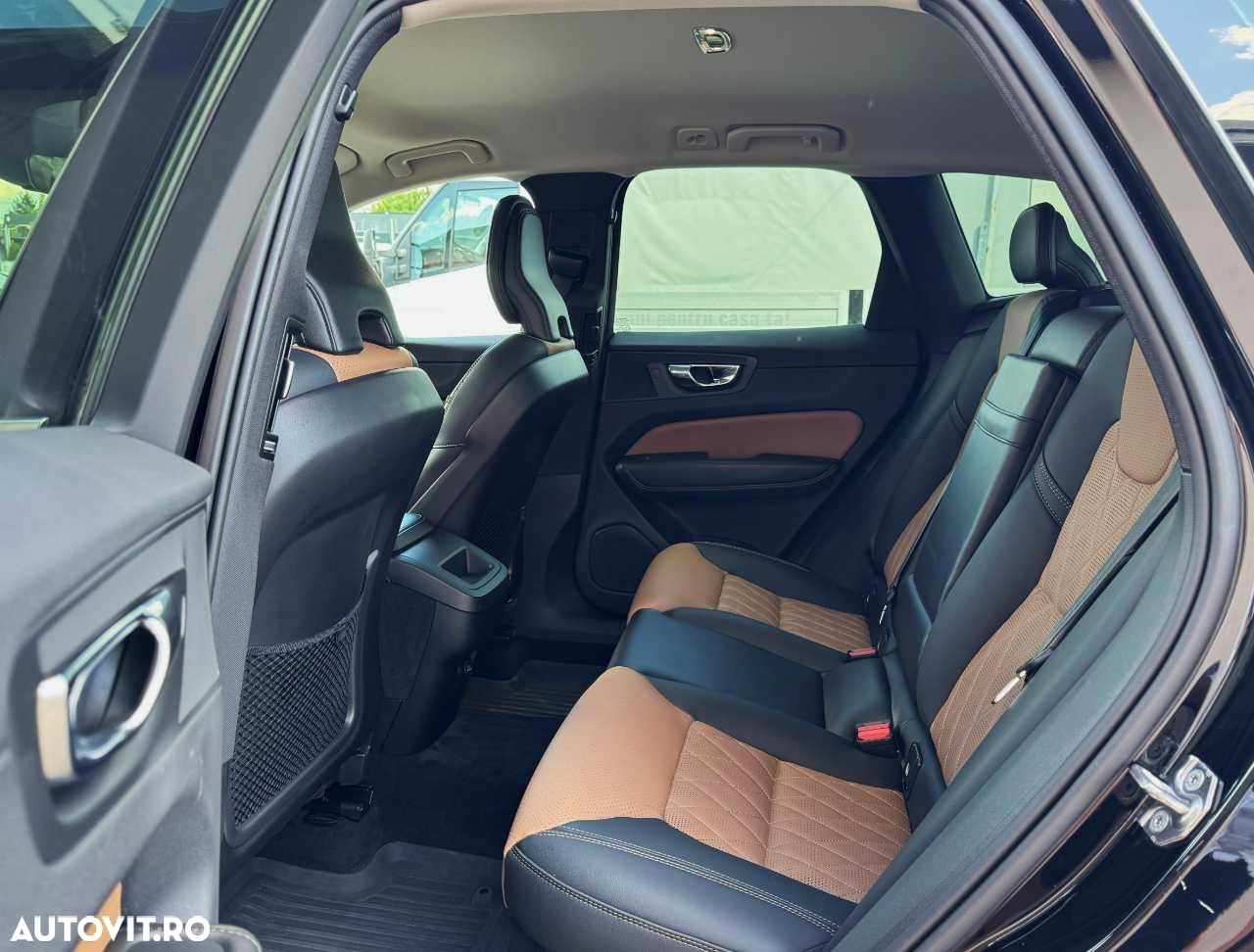 Volvo XC 60 D4 Momentum Pro - 18