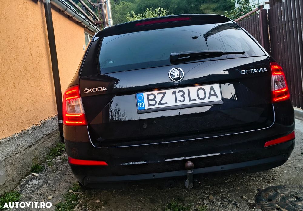 Skoda Octavia 2.0 TDI DSG Ambition - 7