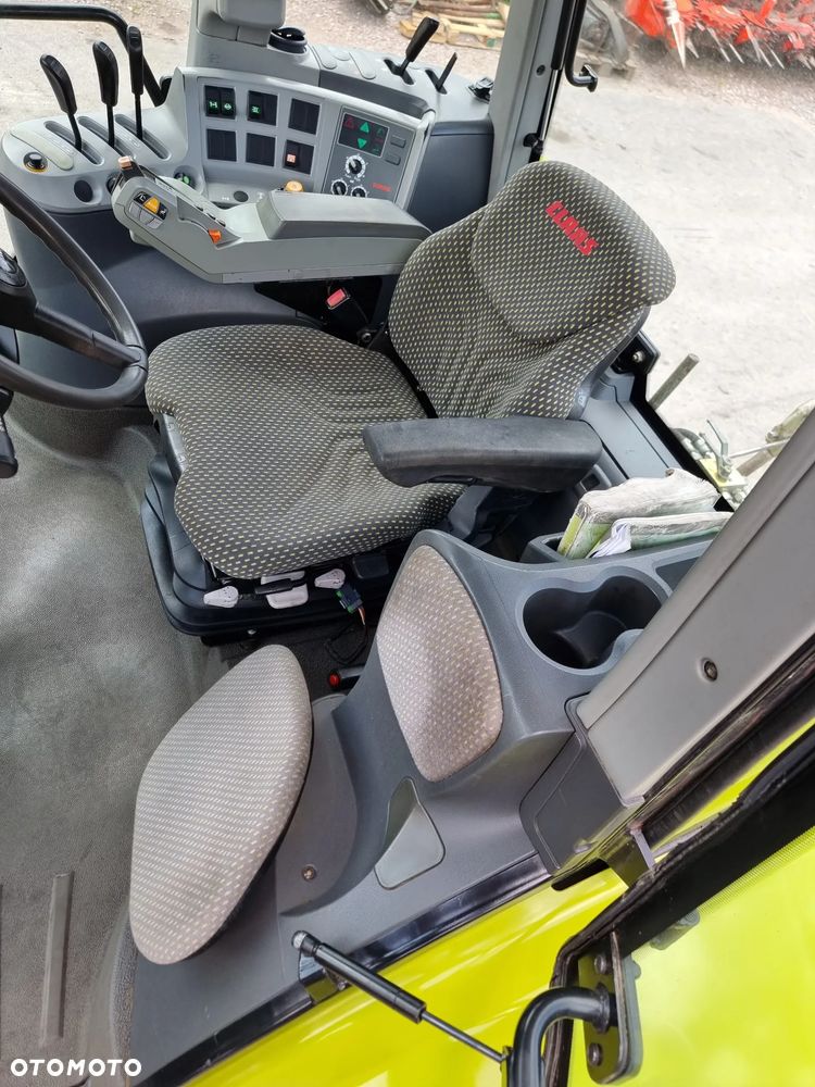 Claas Arion 640 CIS - 7