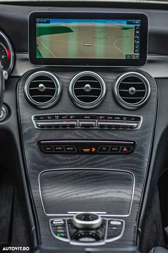 Mercedes-Benz C 220 d 4MATIC 9G-TRONIC - 12