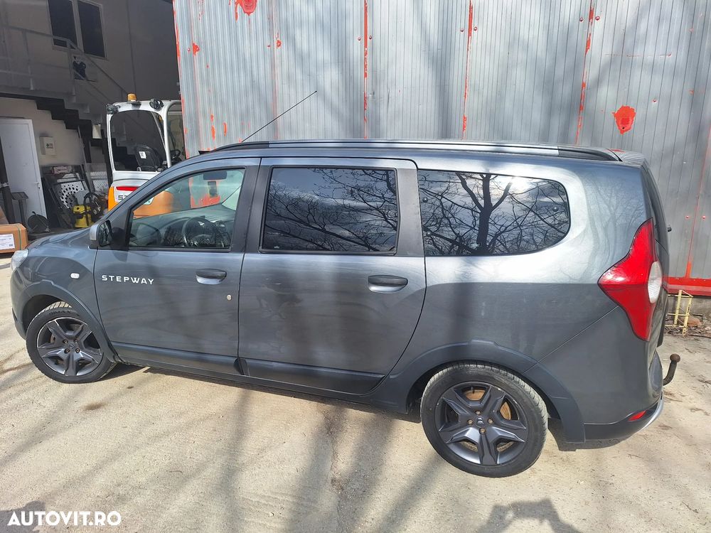 Dacia Lodgy 1.5 dCi Stepway - 6