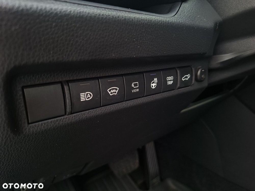 Toyota RAV4 - 24
