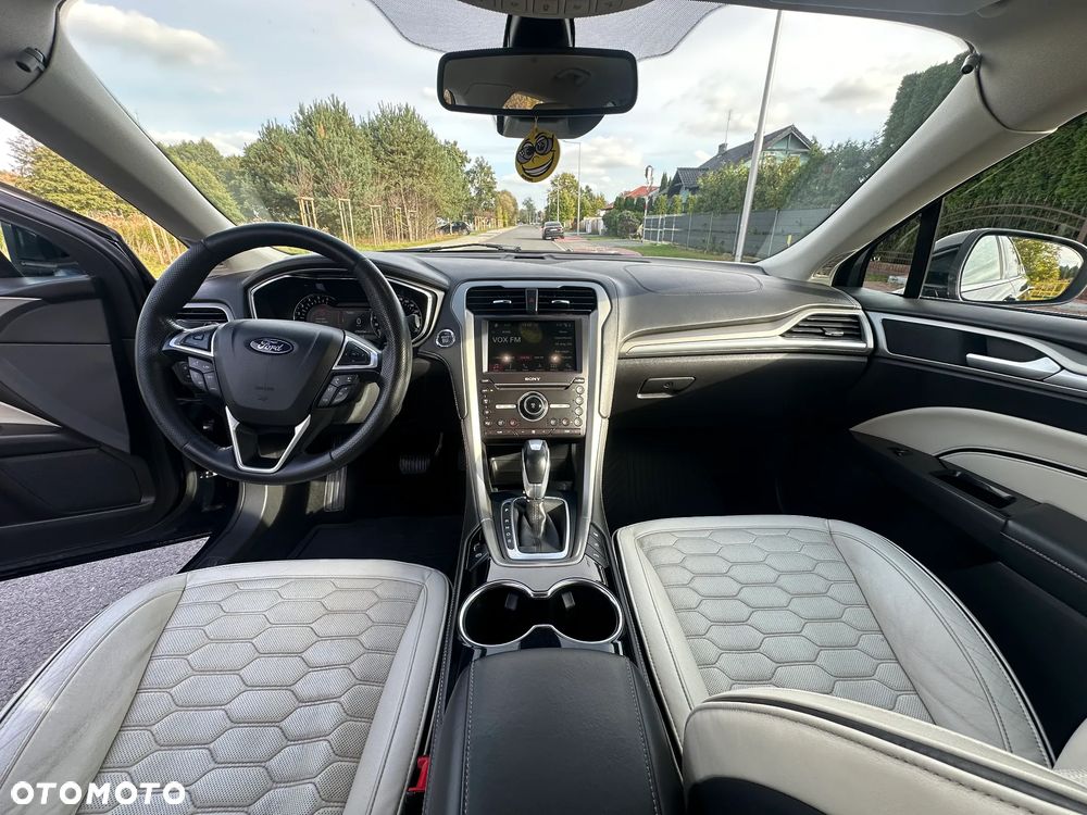 Ford Mondeo - 9