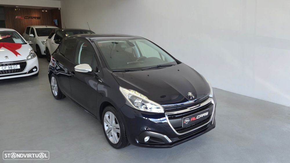 Peugeot 208 1.2 PureTech Style - 1