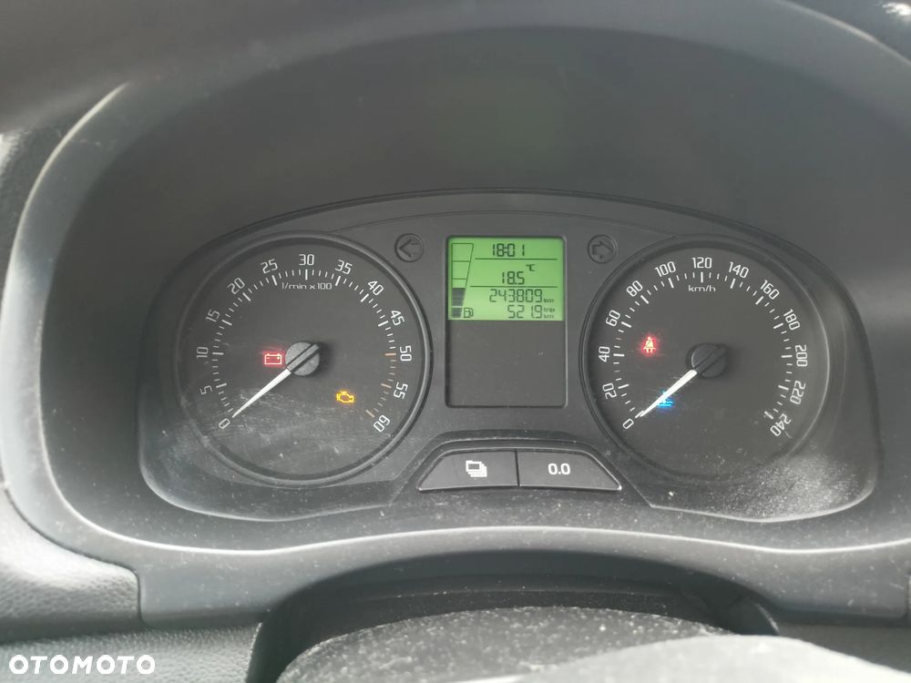 Skoda Fabia 1.6 TDI DPF Scout - 9
