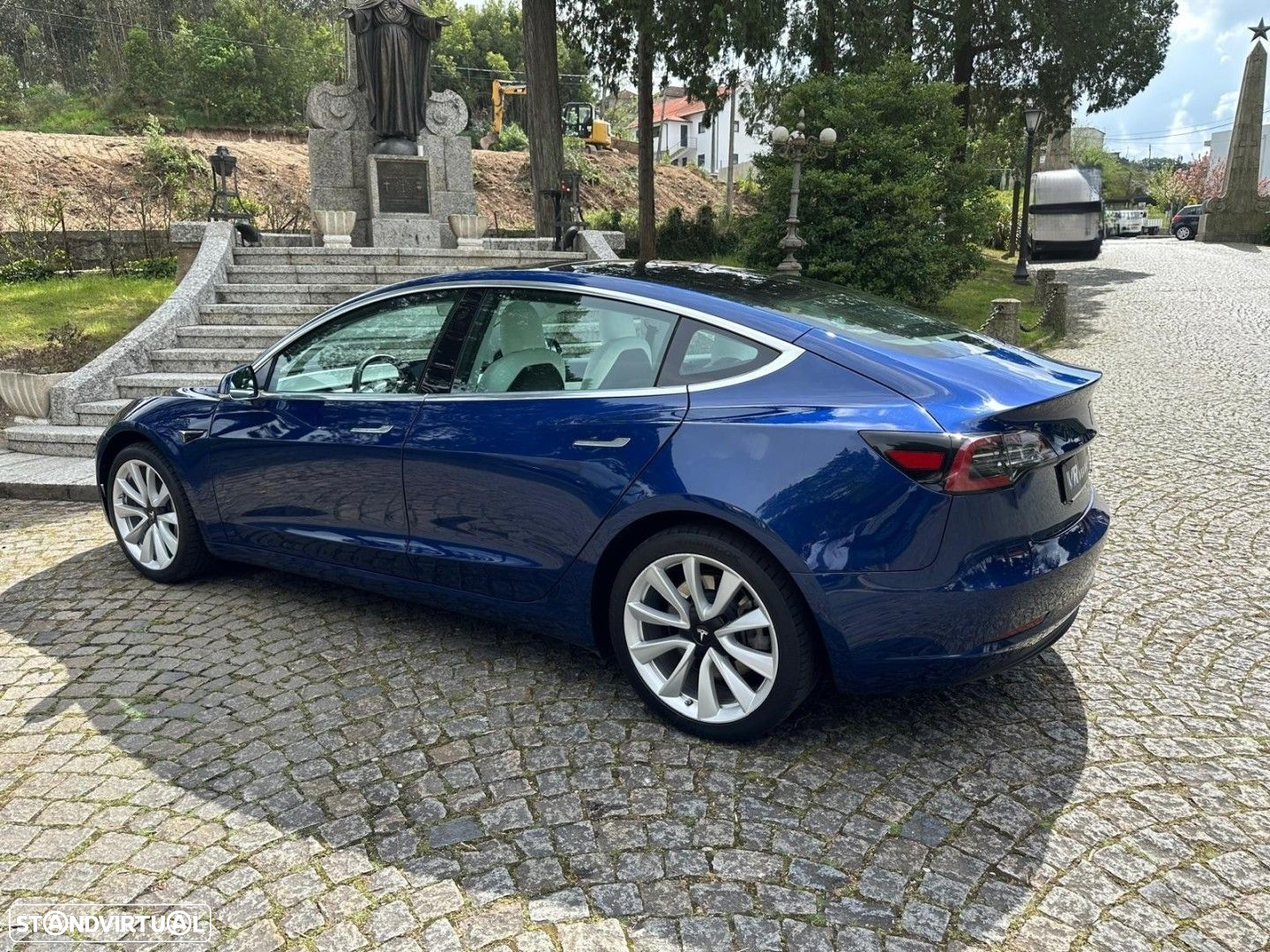 Tesla Model 3 Standard Range Plus RWD - 24