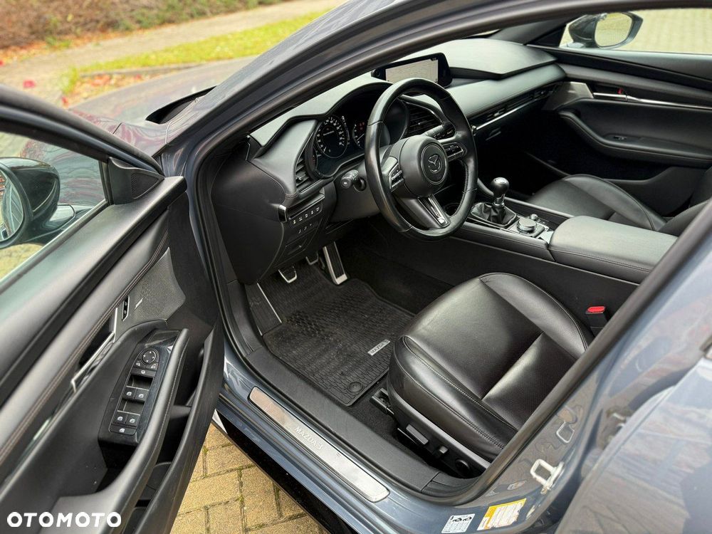 Mazda 3 e-SKYACTIV-X AWD 186 M HYBRID EXCLUSIVE-LINE - 31