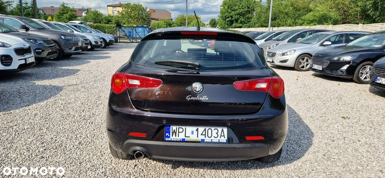Alfa Romeo Giulietta - 9