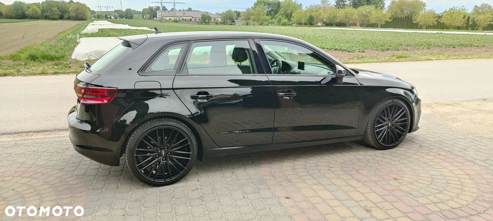 Audi A3 Sportback 2.0 TDI Quattro Attraction - 4