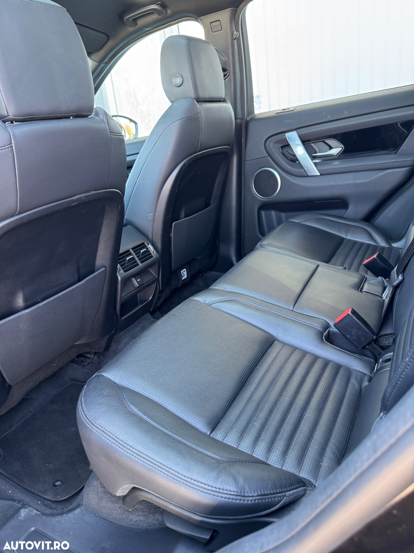 Land Rover Discovery Sport 2.0 l TD4 HSE Luxury Aut. - 15