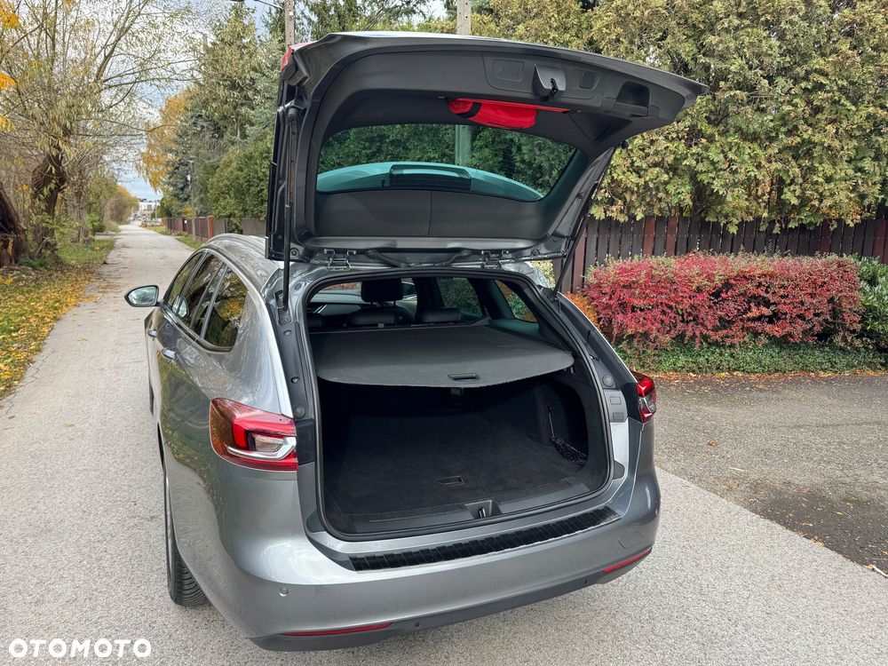 Opel Insignia Sports Tourer 1.6 ECOTEC Diesel Exclusive - 13