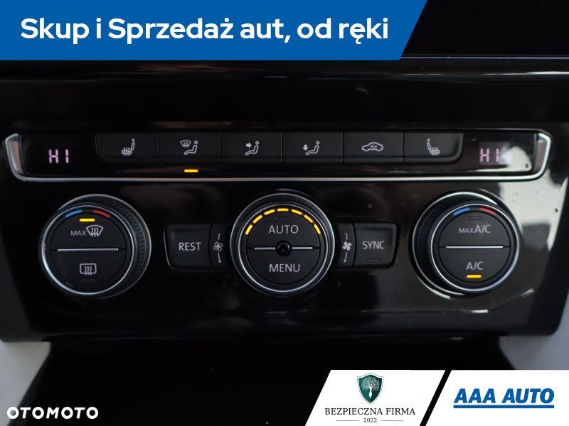 Volkswagen Passat - 14
