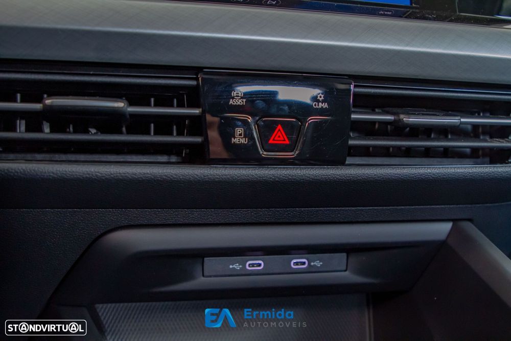 VW Golf 1.0 eTSI Life DSG - 50