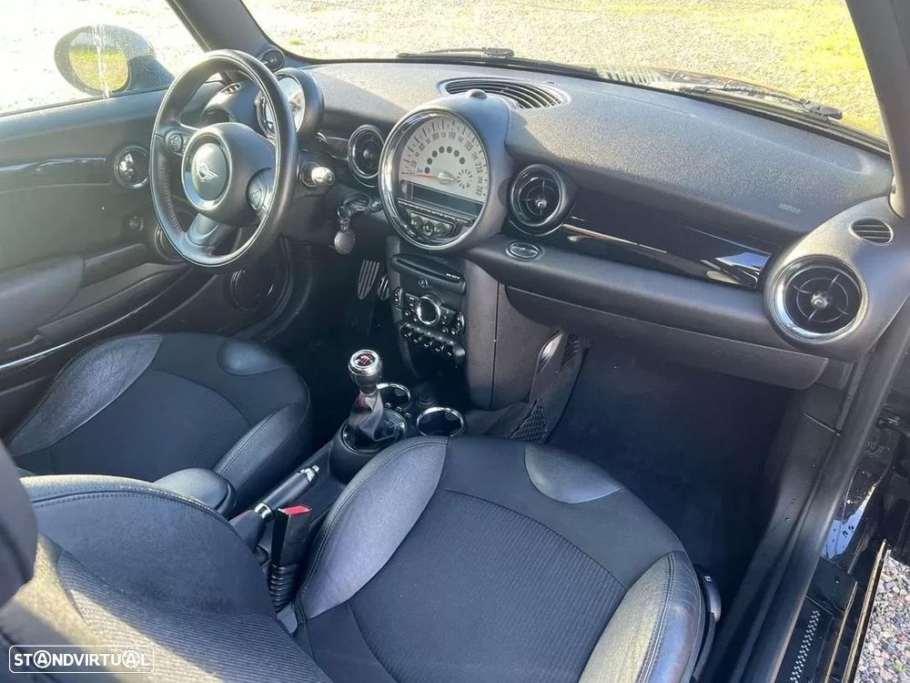 MINI 3 Portas Cooper S - 17