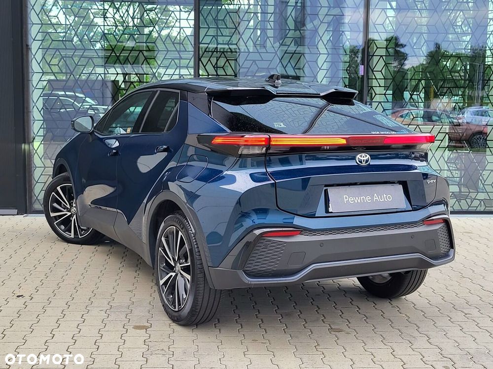 Toyota C-HR - 11