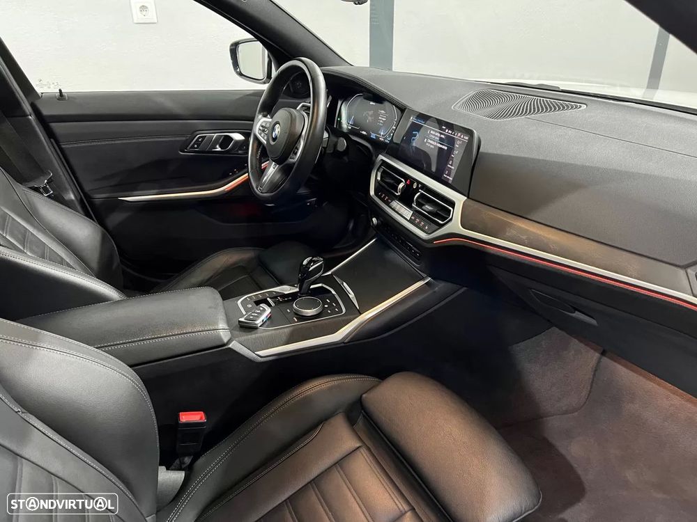 BMW 330 e Pack M Auto - 23