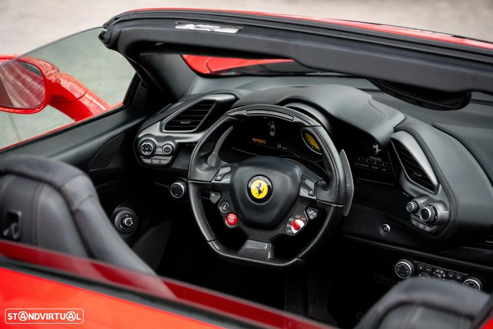 Ferrari 488 GTB Spider - 33