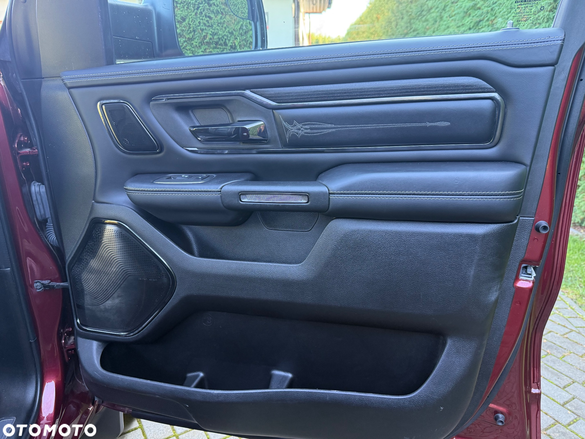 Dodge RAM 1500 5.7 4x4 - 21