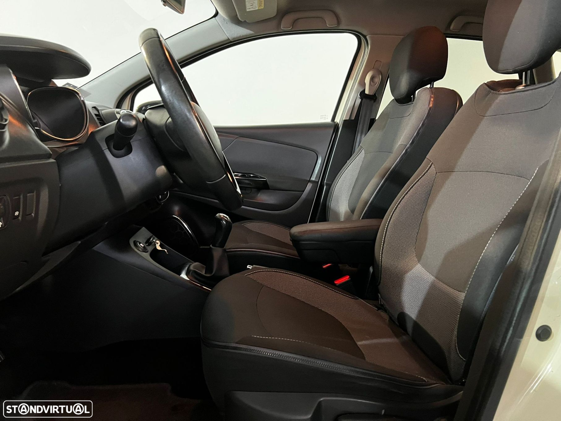 Renault Captur 0.9 TCE Exclusive - 15