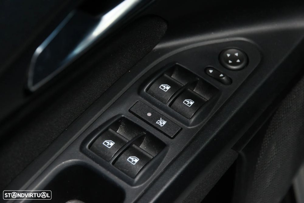 Fiat Tipo Station Wagon Cross 1.0 GSE T3 Cross - 14