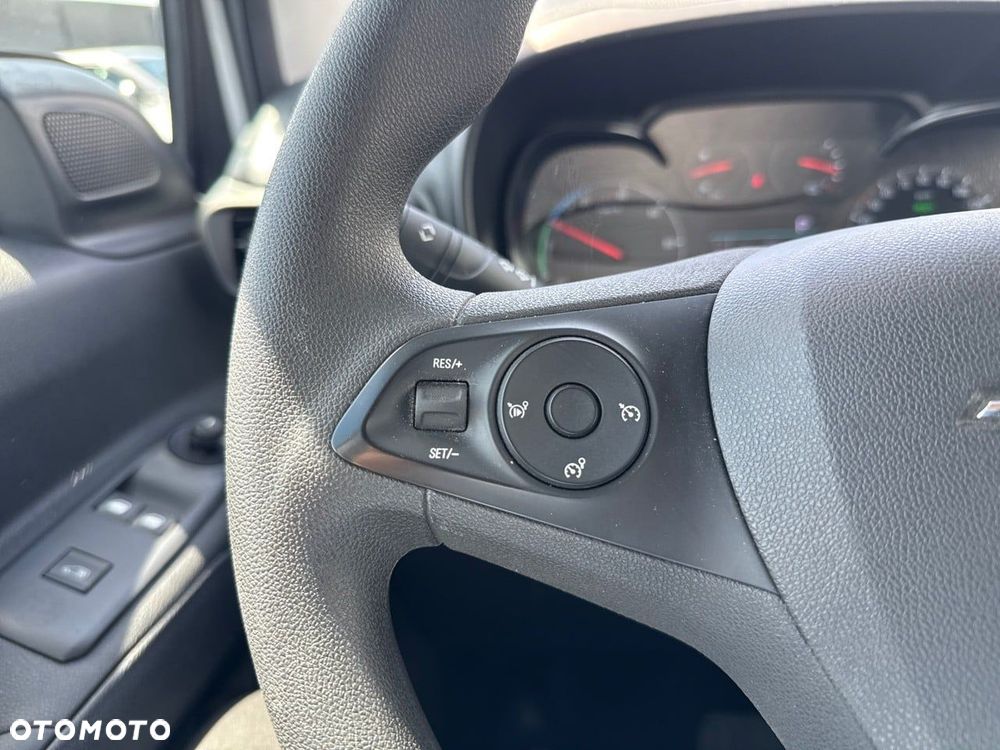 Opel Combo - 16