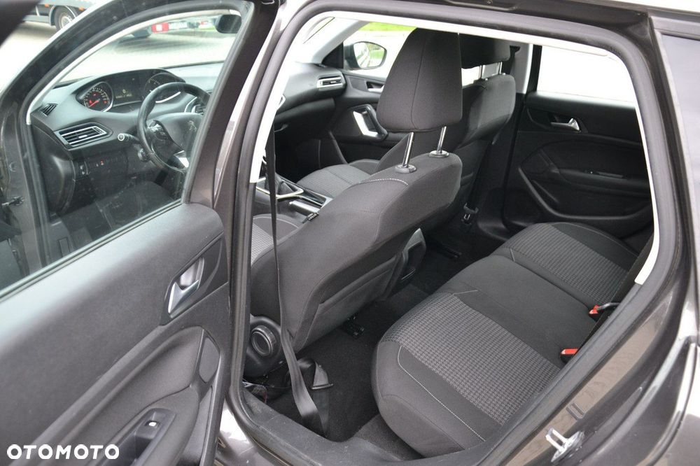 Peugeot 308 - 19