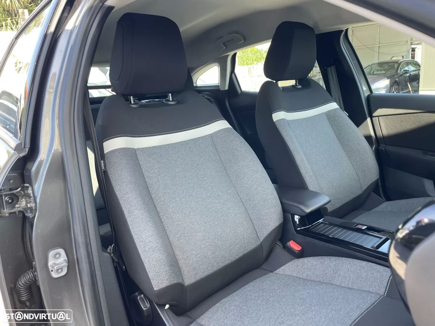 Citroën C4 1.2 PureTech Feel Pack EAT8 - 14