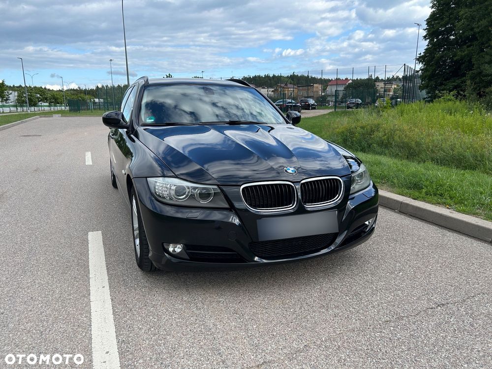BMW Seria 3 318d - 1