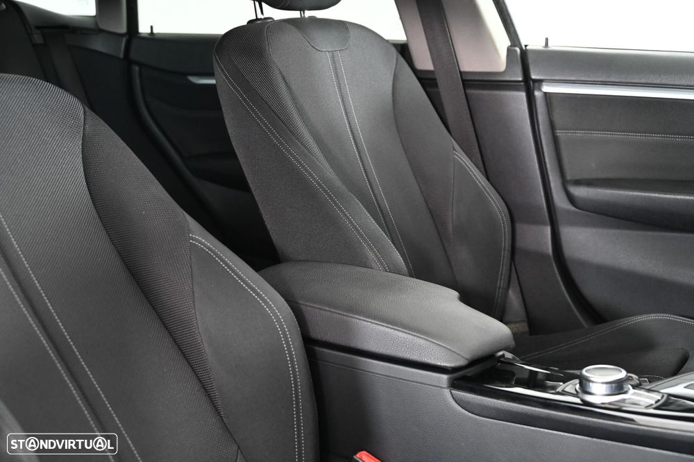 BMW 420 Gran Coupé d Line Sport Auto - 29