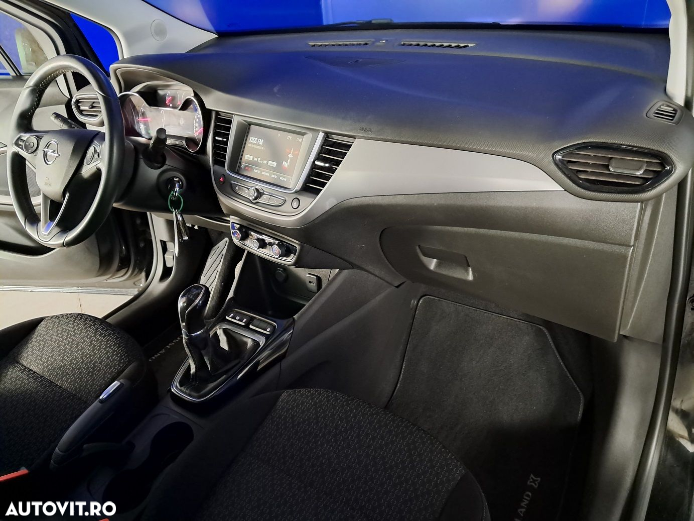 Opel Crossland - 17