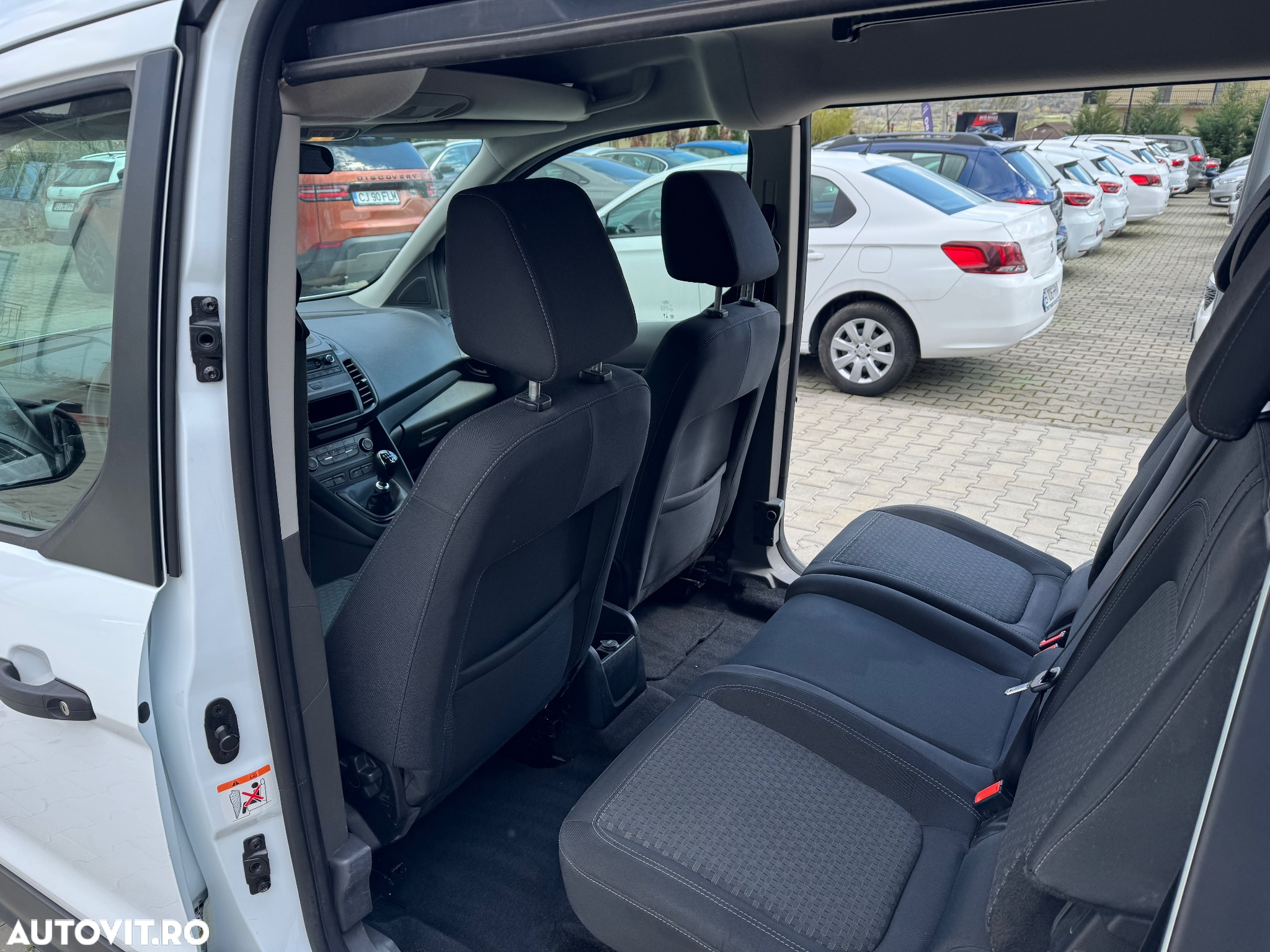 Ford Transit Connect 1.5 EcoBlue 100CP 6MT Kombi L2 Titanium - 9
