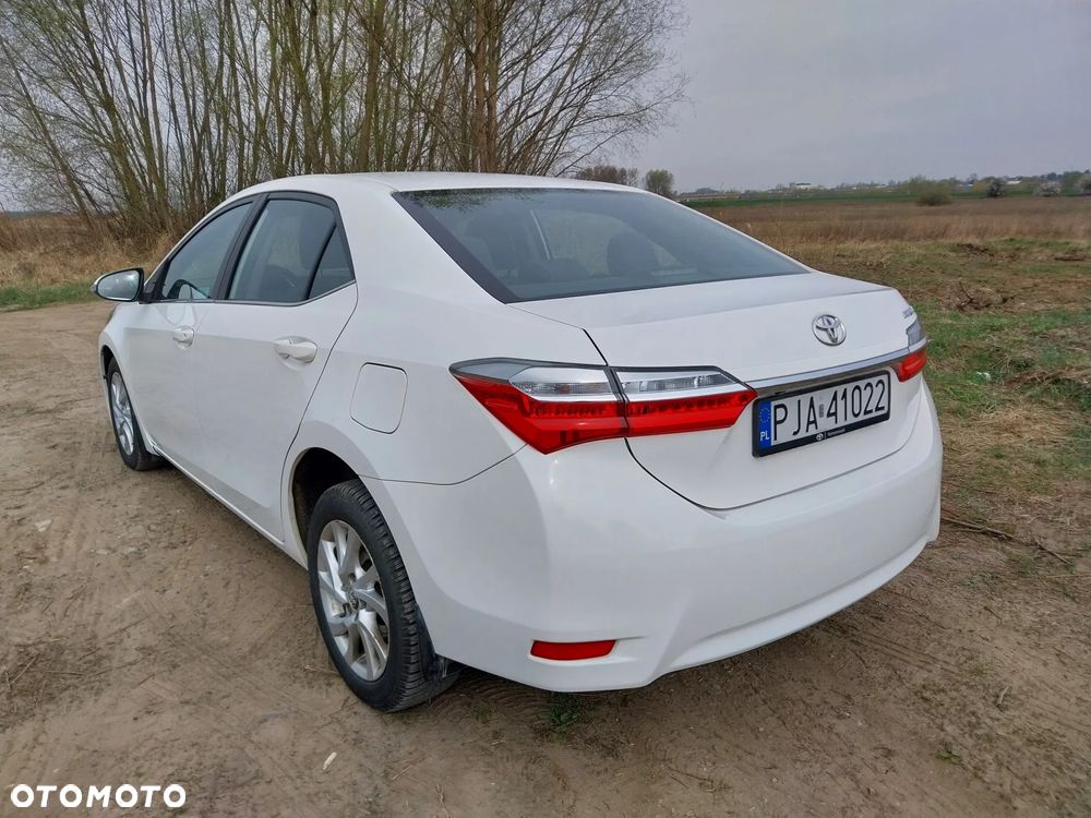 Toyota Corolla 1.6 Comfort - 5