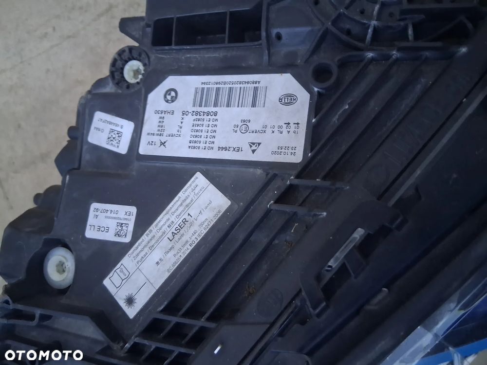Lampa prawa BMW 5 G30 G31 M5 F90  uszkodzona - 2