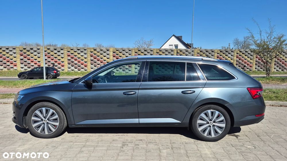 Skoda Superb 2.0 TSI Style DSG - 3